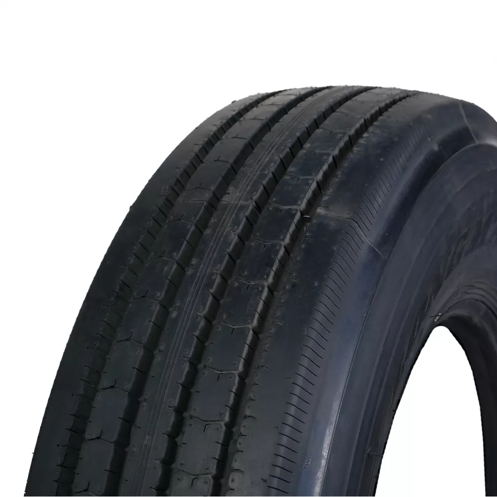 Грузовая шина 295/80 R22,5 Long March LM-216 18PR в Губахе