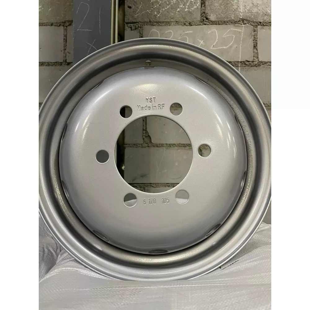 Диск 5,50х16  TREBL ET-105 PCD 6x170 D 130 в Губахе